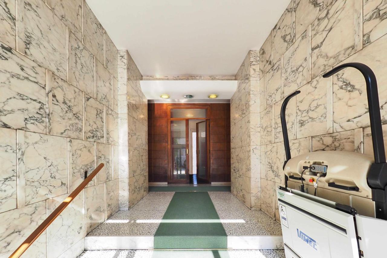 Mba24 Charming Suite Close To Metro Fieracitylife Milano Eksteriør bilde